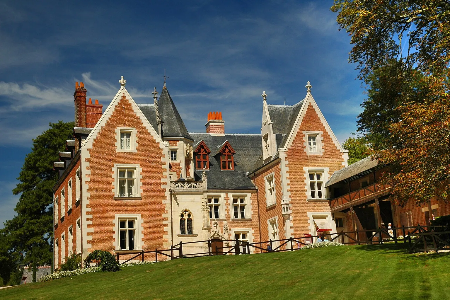 Château du Clos Lucé billets : quelle formule pour éviter l'attente ?