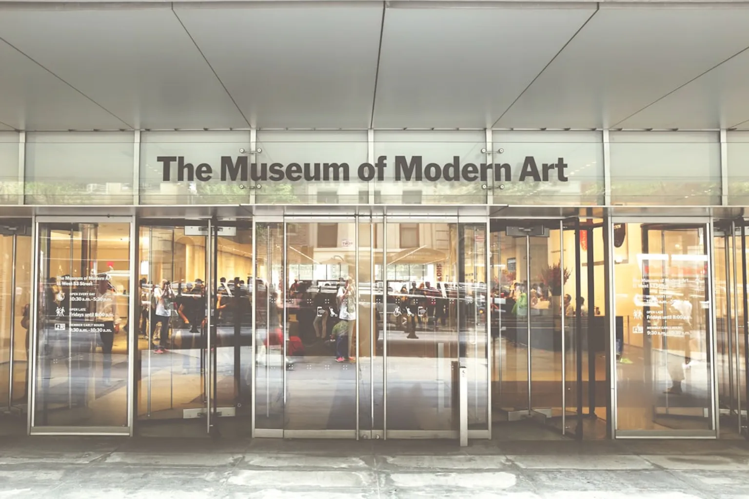 Museum of Modern Art (MoMA) horaires : anticiper les affluences