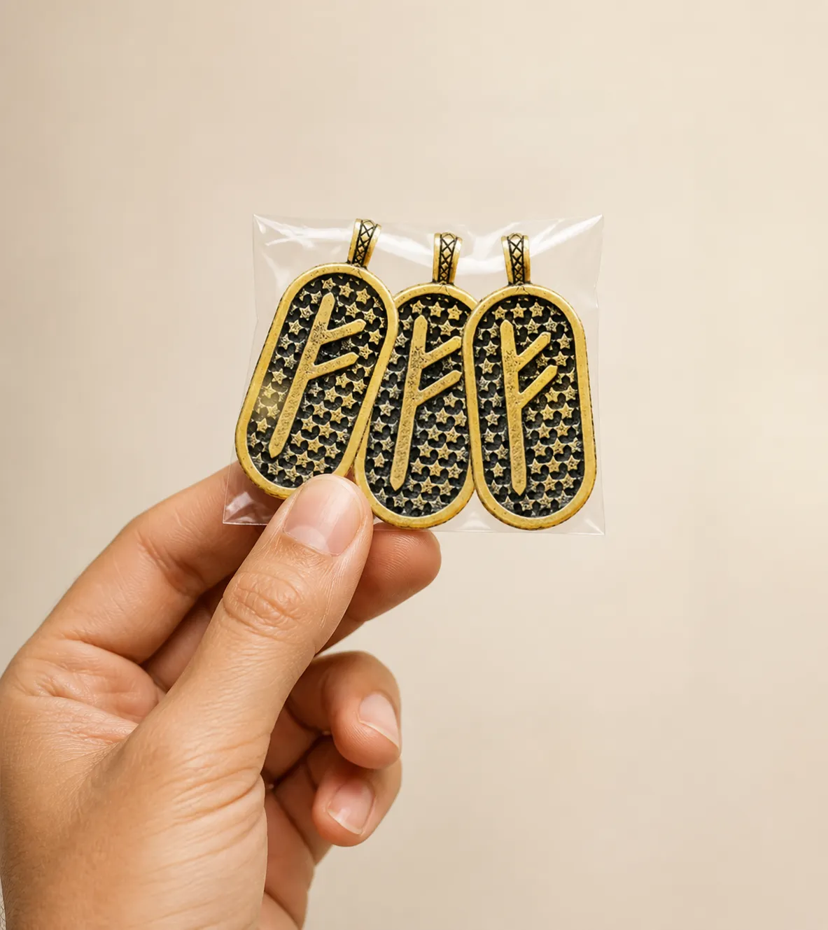 Fehu Amulet — le produit en main